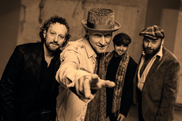 King Of The World - The Raw Project